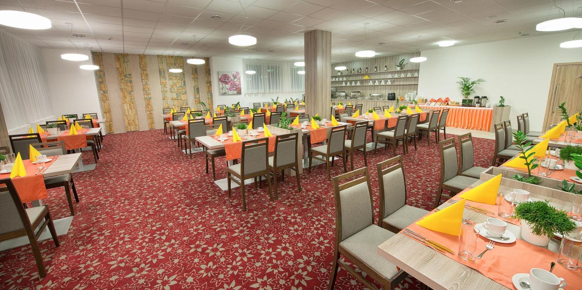 Hotel Kraskov Active Resort Tremosnice ภายนอก รูปภาพ